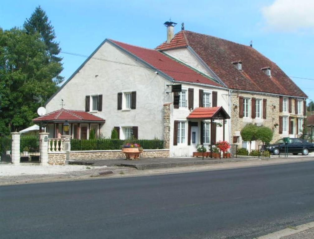 B&B Mirage Frécourt Buitenkant foto